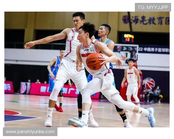 北京排球队以97分领跑大师赛积分榜展现强劲实力与团队合作精神